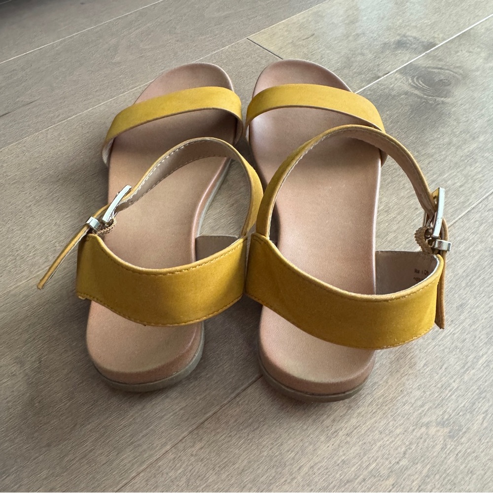 CALL IT SPRING • SANDALS - Picture 2 of 4